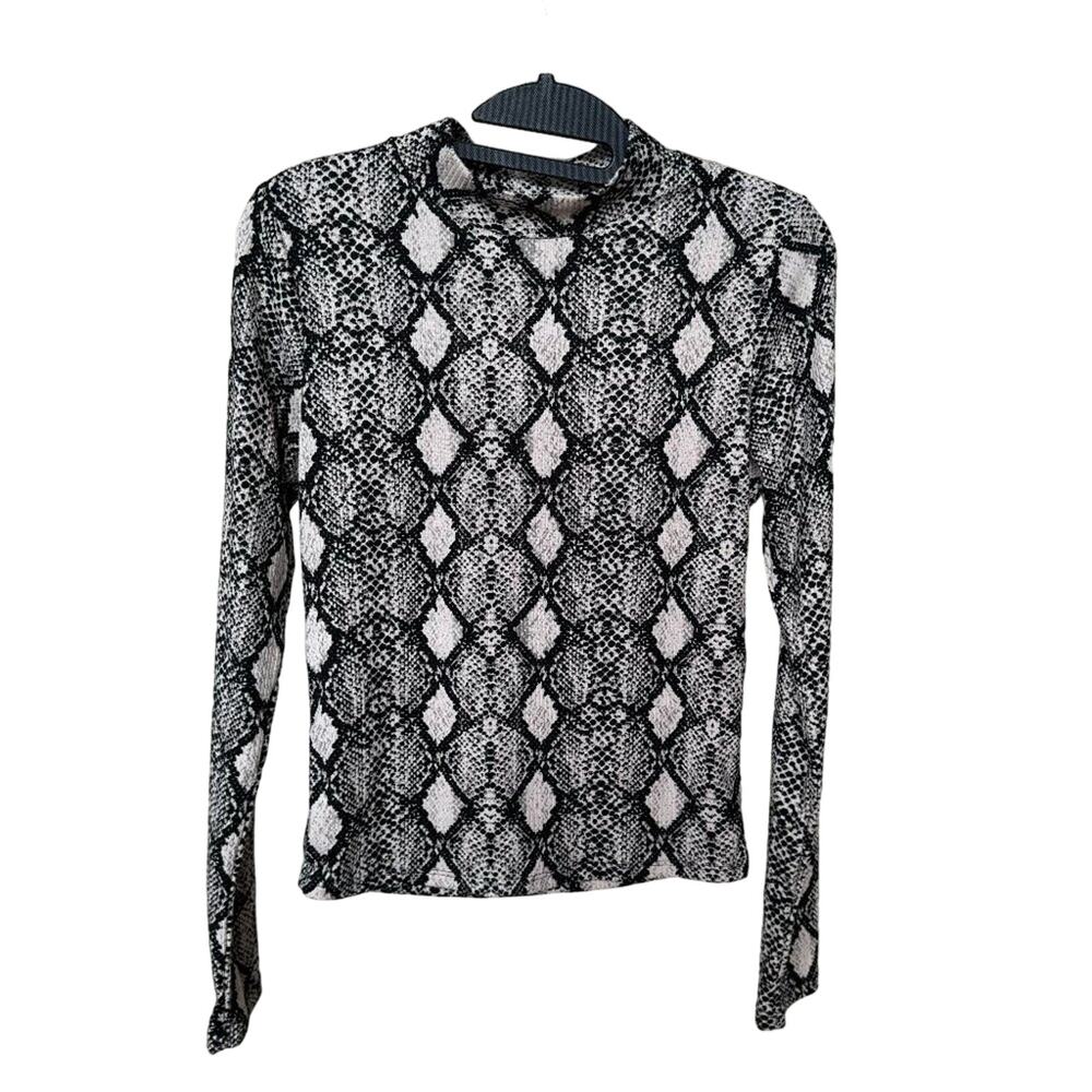 Caution to the Wind Snakeskin Long Sleeve Topā Animal Fitted Moto Reptile Metal